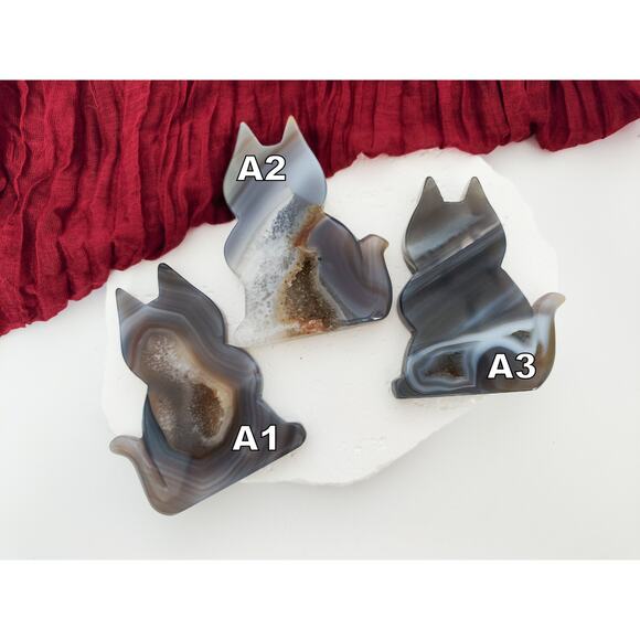 Druzy Agate Cat Crystal Carving - Picture 7 of 9